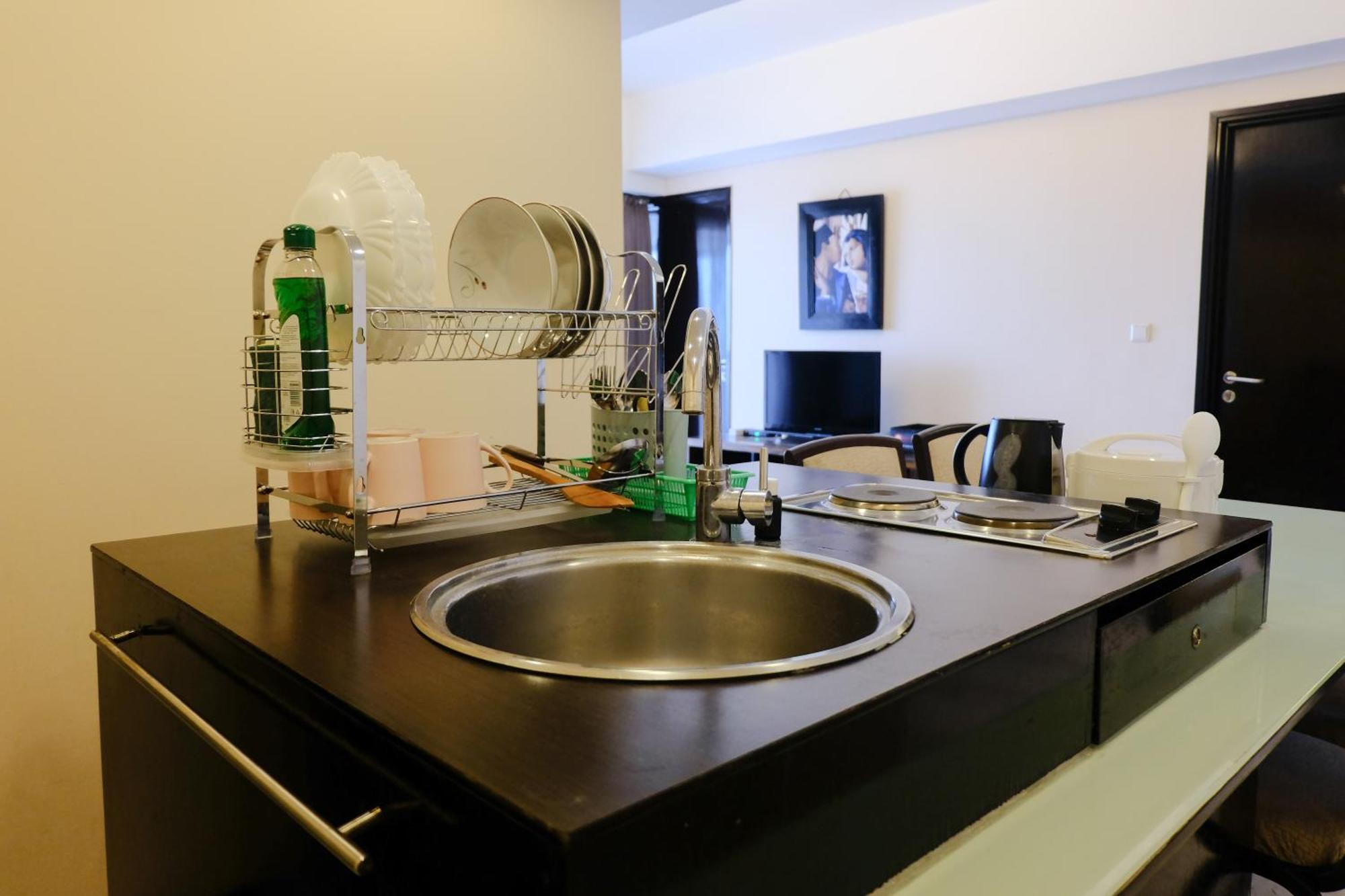 Homey 2br At Braga Walk By Travelio Apartemen