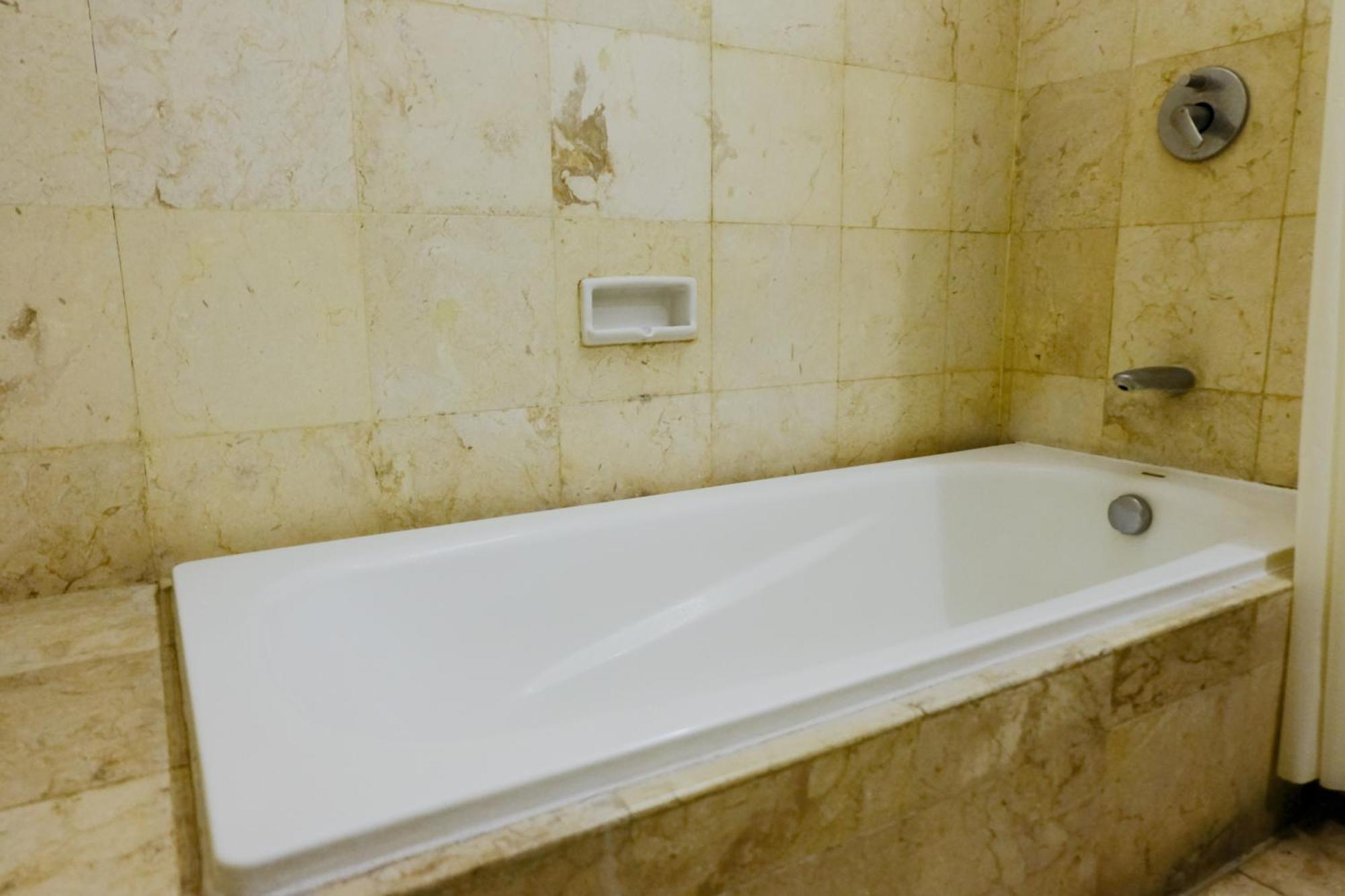 Homey 2br At Braga Walk By Travelio Apartemen *